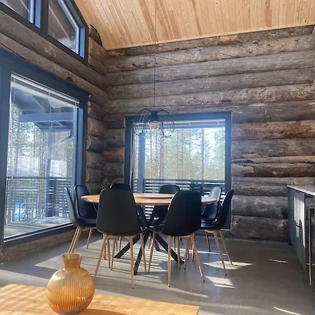 In Out Premium Villawestwind B * Levi